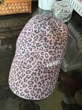 Vans Pinkish Purple Leopard Print Cap with Black Spot Pattern